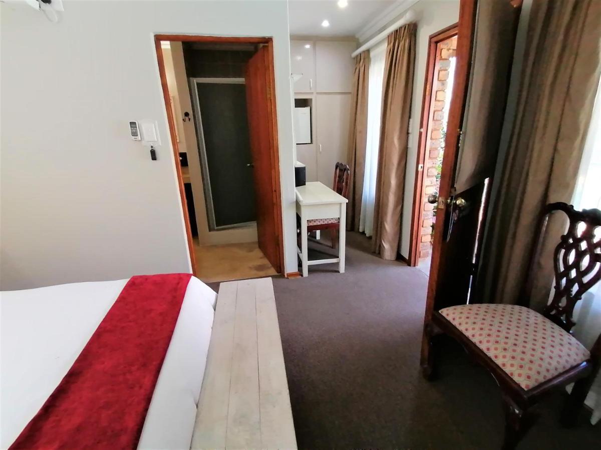 Van Dykshuis Guest House Хайделберг Екстериор снимка