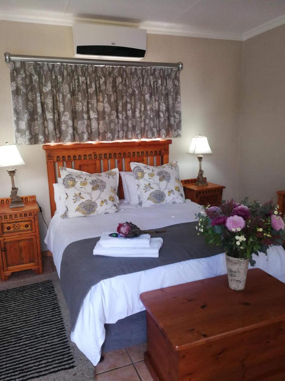 Van Dykshuis Guest House Хайделберг Екстериор снимка